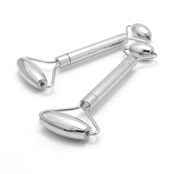 Face rolling massager
